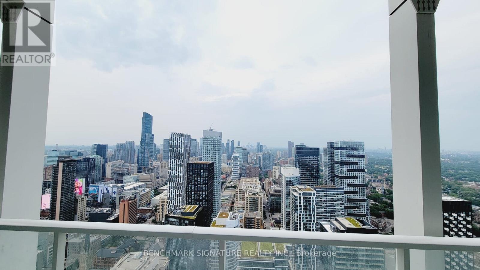 5515-88 Queen Street E, Toronto, ON, M5C 0B6