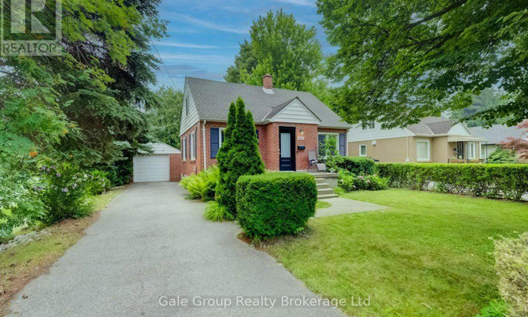 464 Huron Street