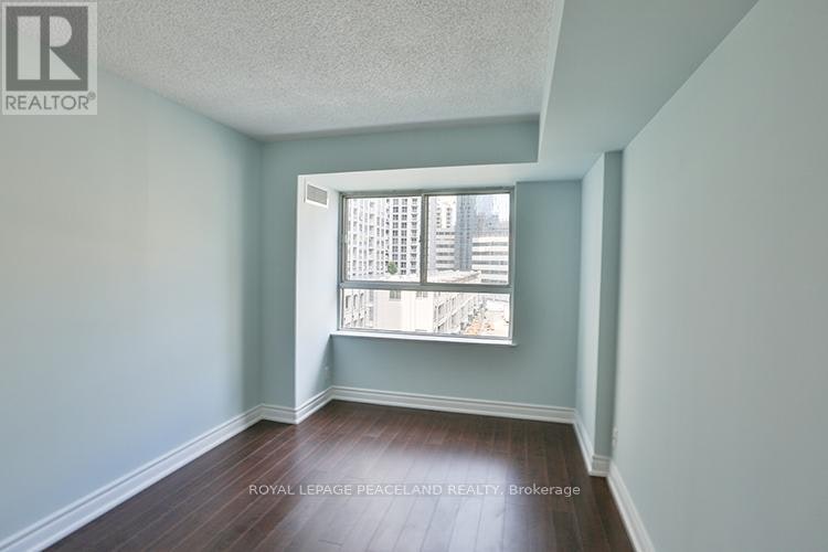 704-44 Gerrard Street W, Toronto, ON, M5G 2K2 - 13