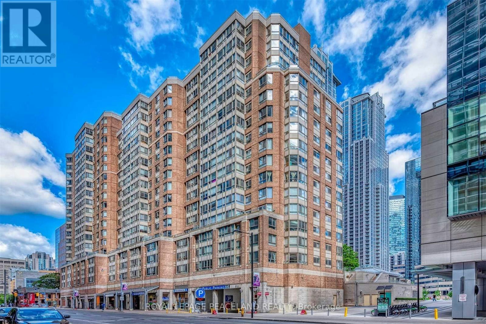 704-44 Gerrard Street W, Toronto, ON, M5G 2K2
