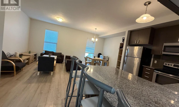 T106-62 Balsam Street