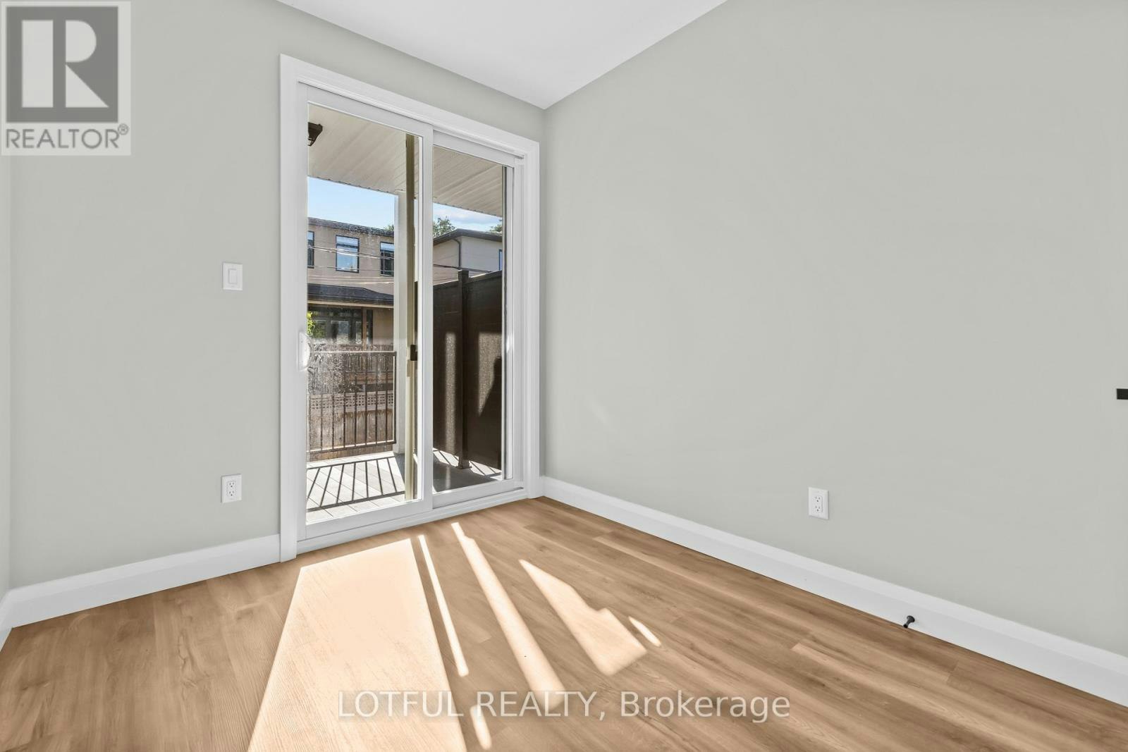 D-516 Tweedsmuir Avenue, Ottawa, ON, K1Z 5N9 - 10