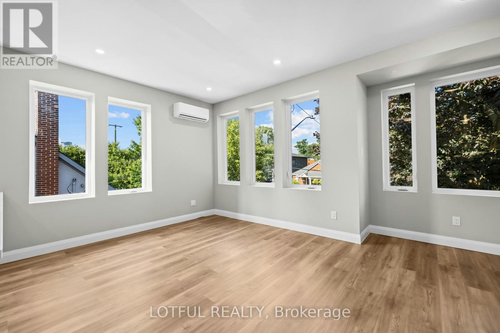 D-516 Tweedsmuir Avenue, Ottawa, ON, K1Z 5N9 - 11