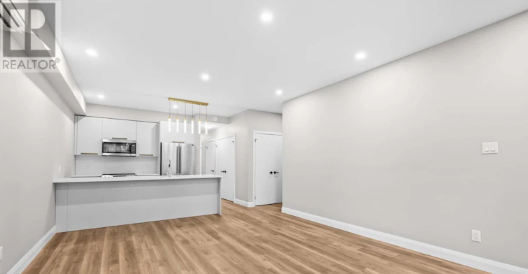 D-516 Tweedsmuir Avenue, Ottawa, ON, K1Z 5N9 - 6