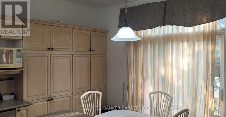 49 Rialto Way, Ottawa, ON, K1T 4B1 - 4