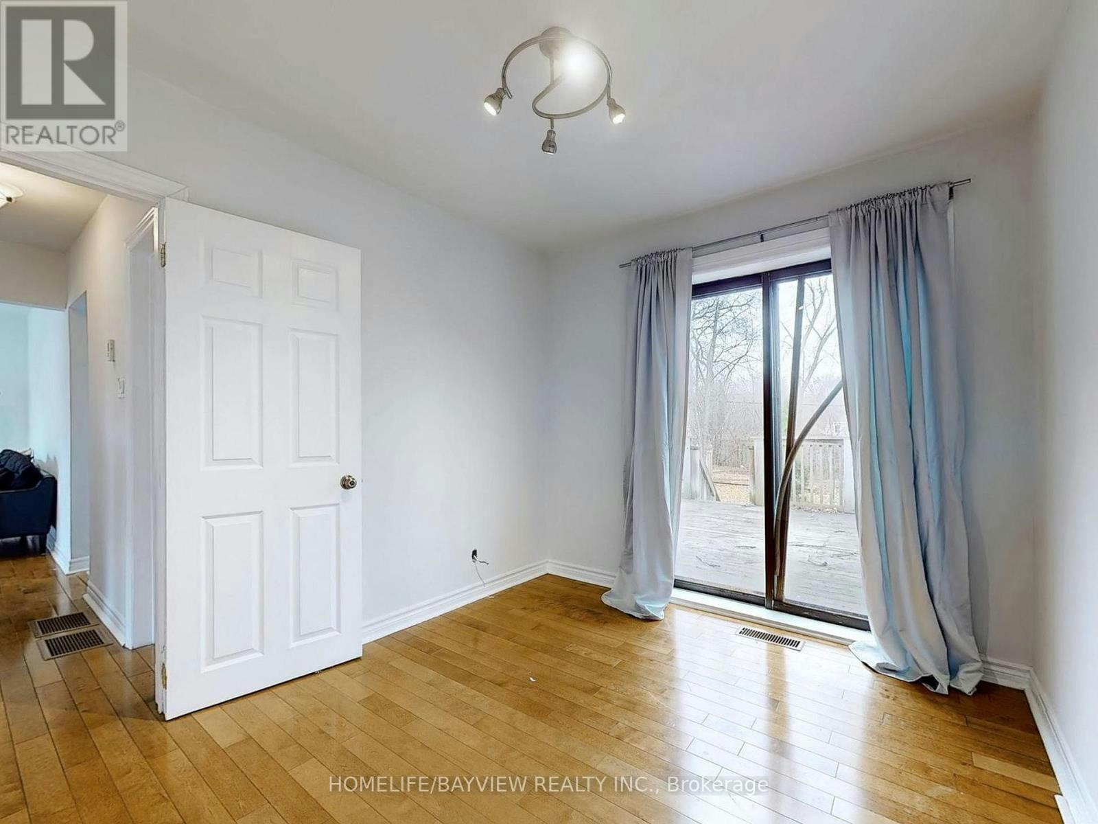 60 Bevdale Road, Toronto, ON, M2R 1L7 - 11