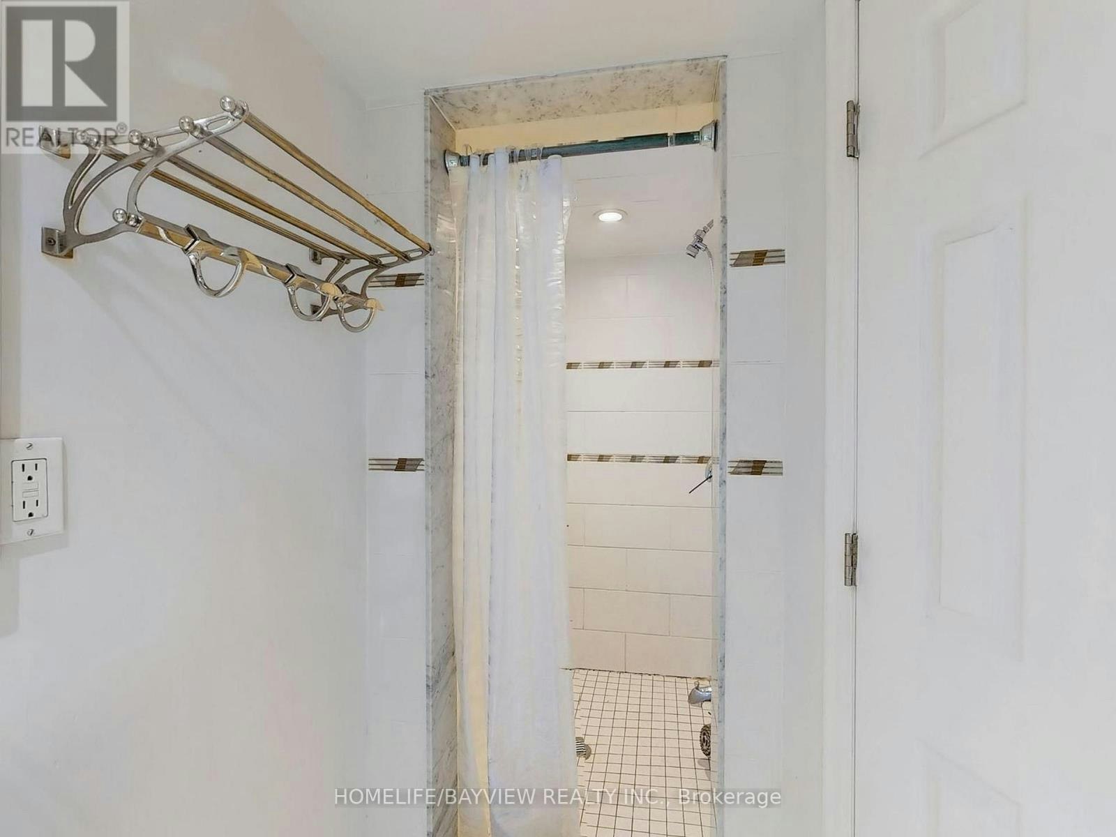 60 Bevdale Road, Toronto, ON, M2R 1L7 - 33