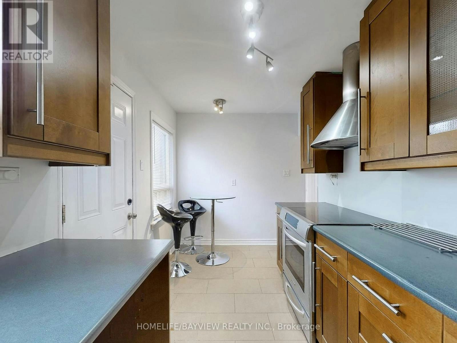 60 Bevdale Road, Toronto, ON, M2R 1L7 - 9