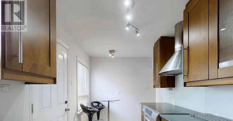 60 Bevdale Road, Toronto, ON, M2R 1L7 - 9