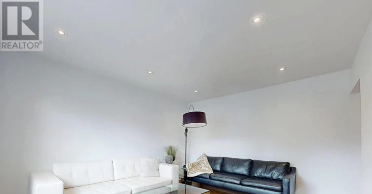 60 Bevdale Road, Toronto, ON, M2R 1L7 - 6