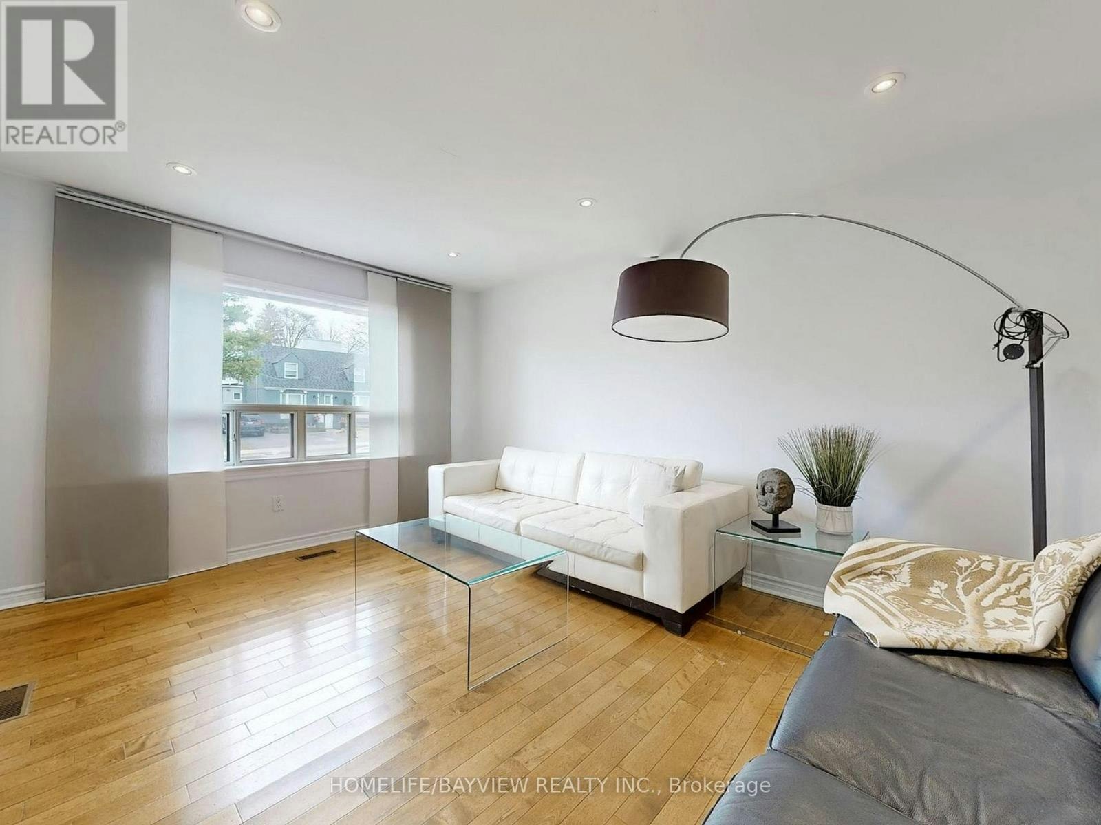 60 Bevdale Road, Toronto, ON, M2R 1L7 - 5