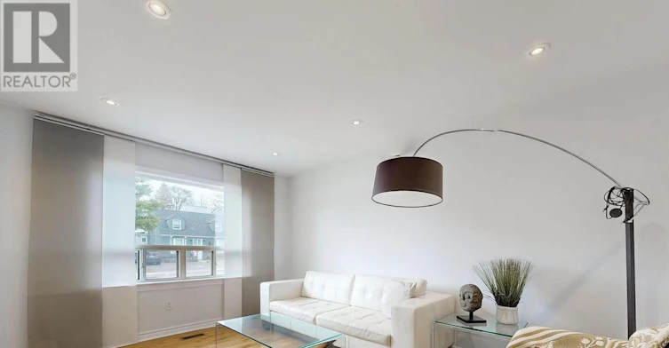 60 Bevdale Road, Toronto, ON, M2R 1L7 - 5