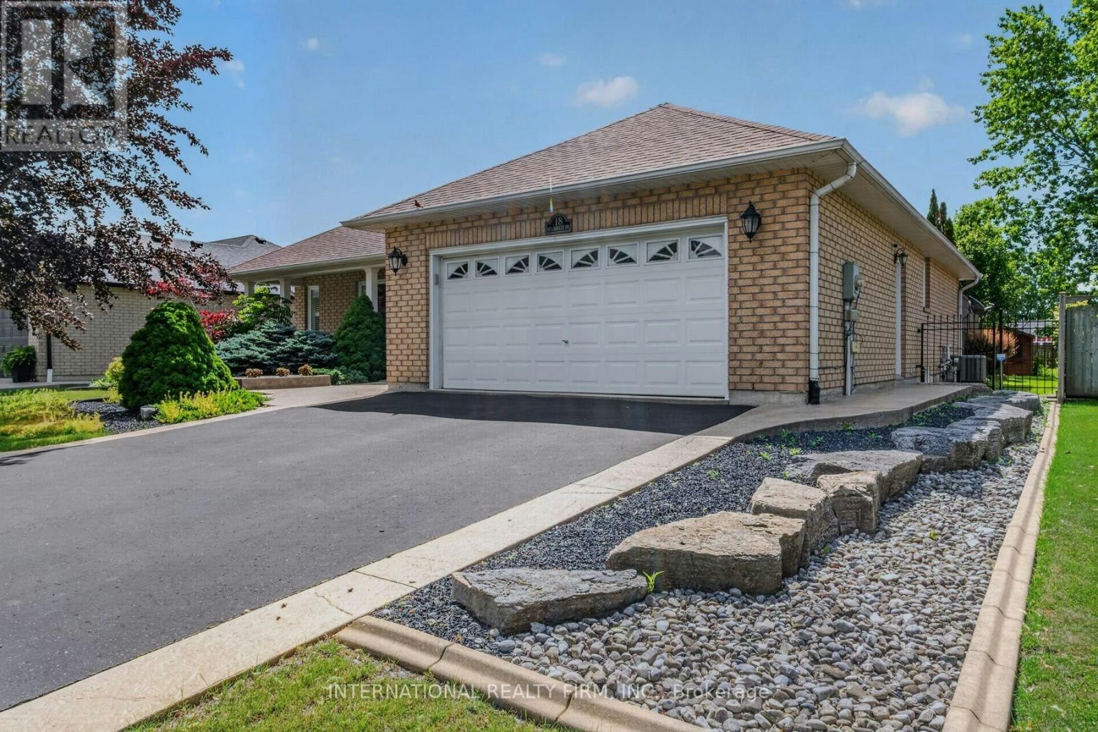18 Sea Breeze Drive, Norfolk County, ON, N0A 1N7 - 2