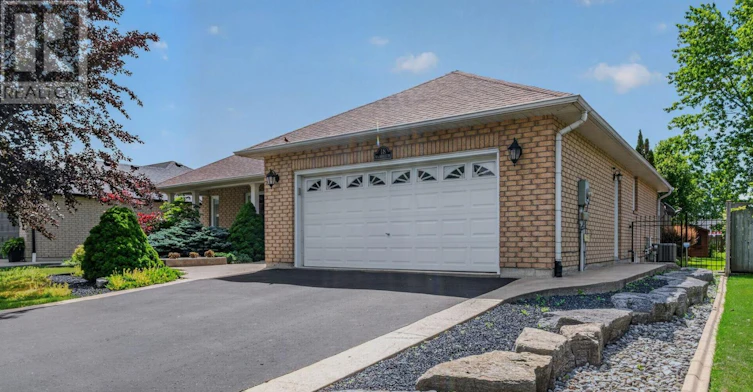 18 Sea Breeze Drive, Norfolk County, ON, N0A 1N7 - 2