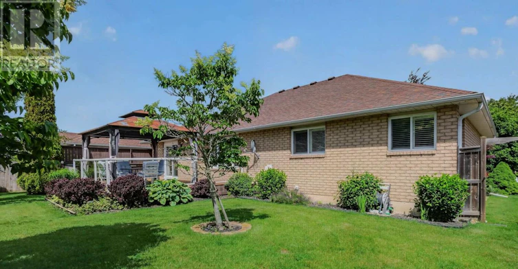 18 Sea Breeze Drive, Norfolk County, ON, N0A 1N7 - 44
