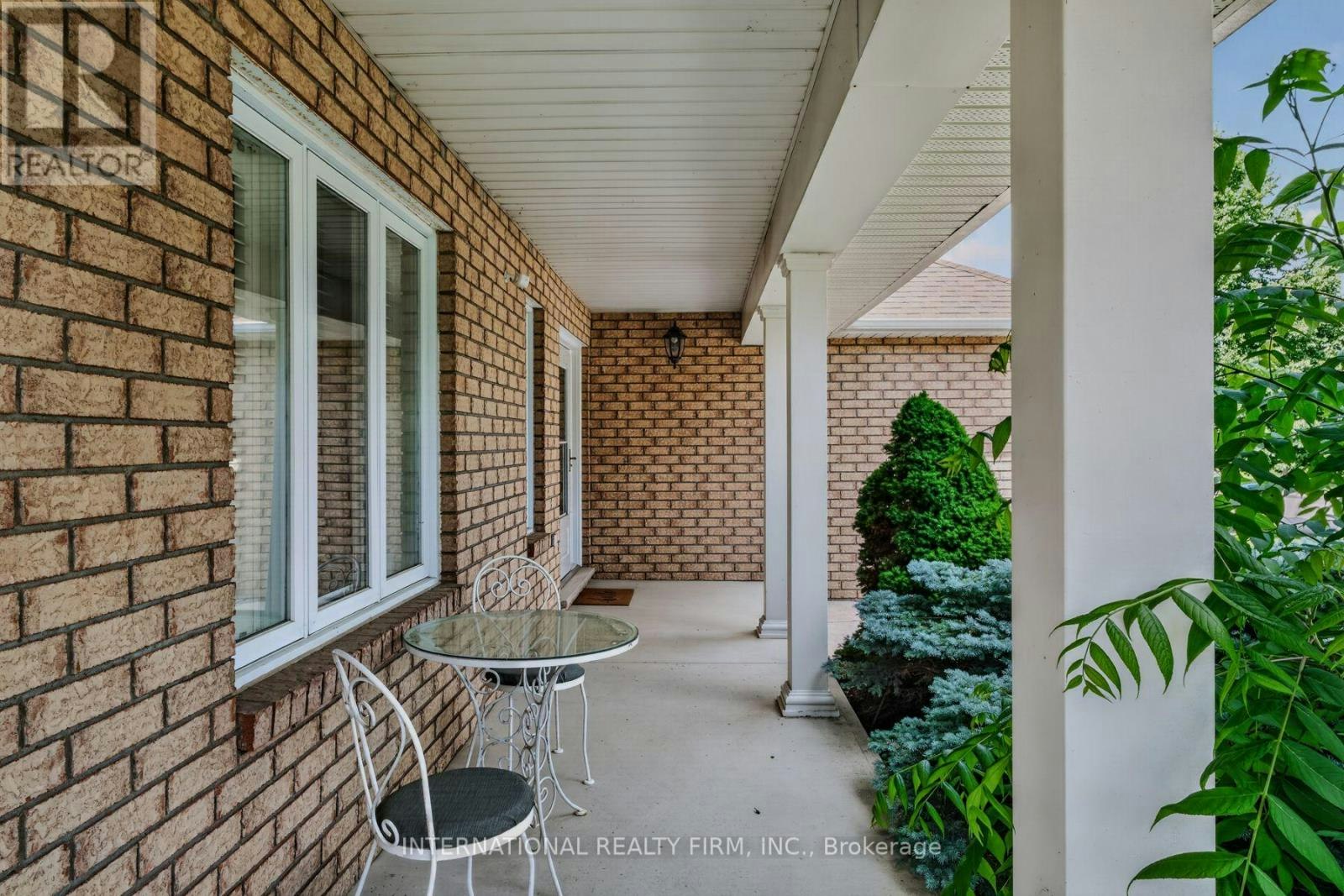 18 Sea Breeze Drive, Norfolk County, ON, N0A 1N7 - 4
