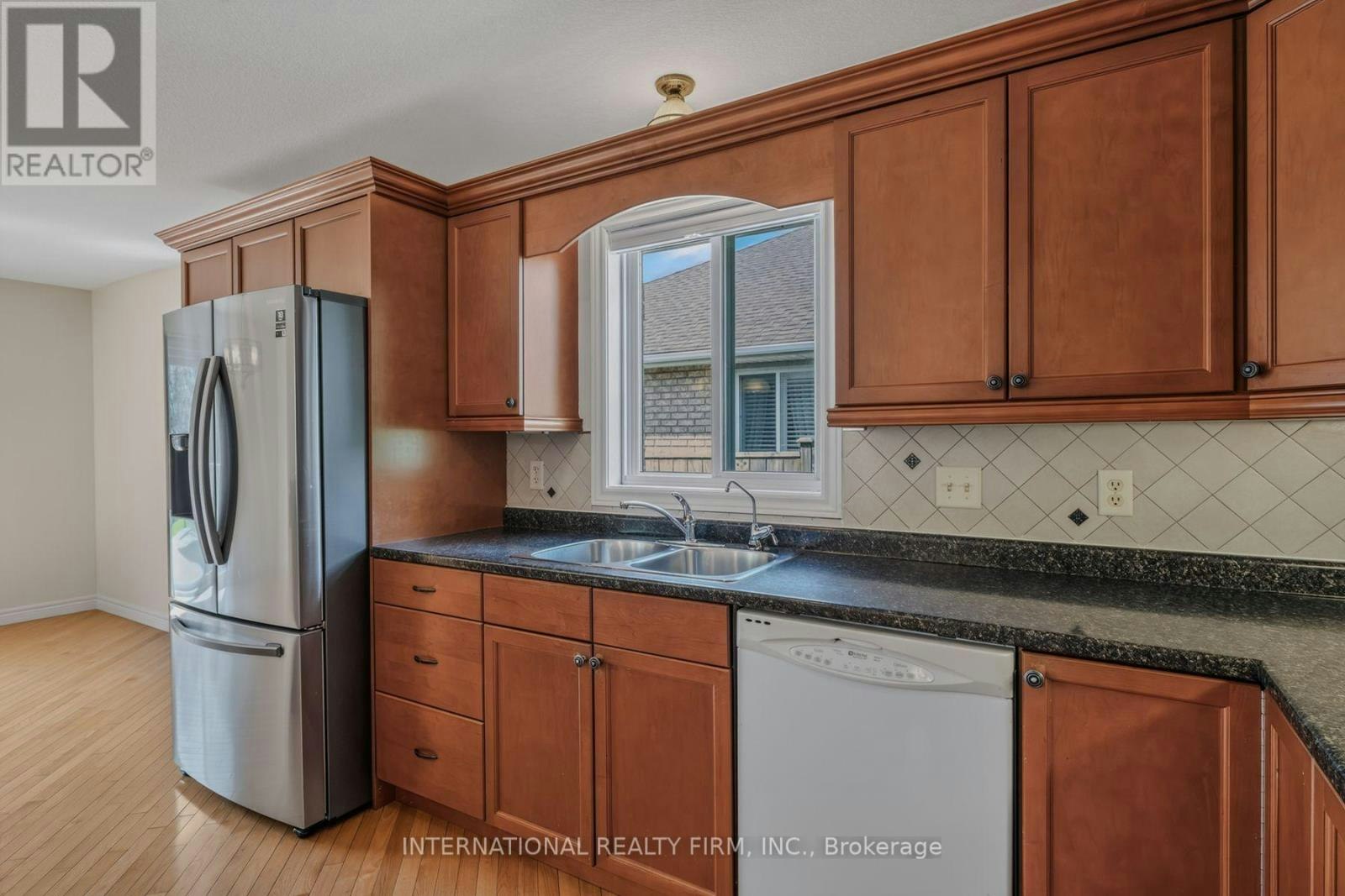 18 Sea Breeze Drive, Norfolk County, ON, N0A 1N7 - 14