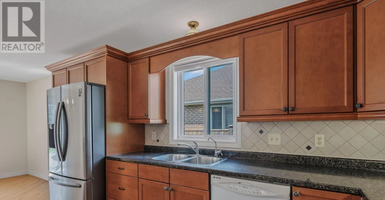 18 Sea Breeze Drive, Norfolk County, ON, N0A 1N7 - 14
