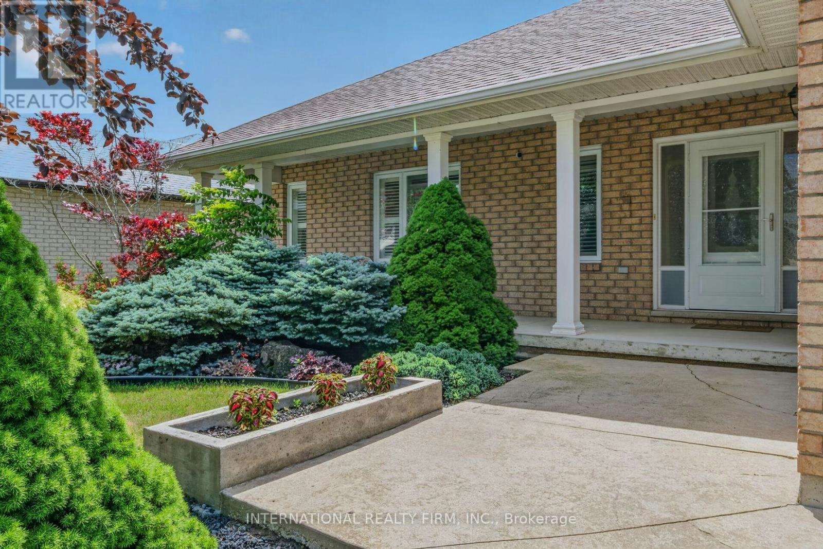 18 Sea Breeze Drive, Norfolk County, ON, N0A 1N7 - 3