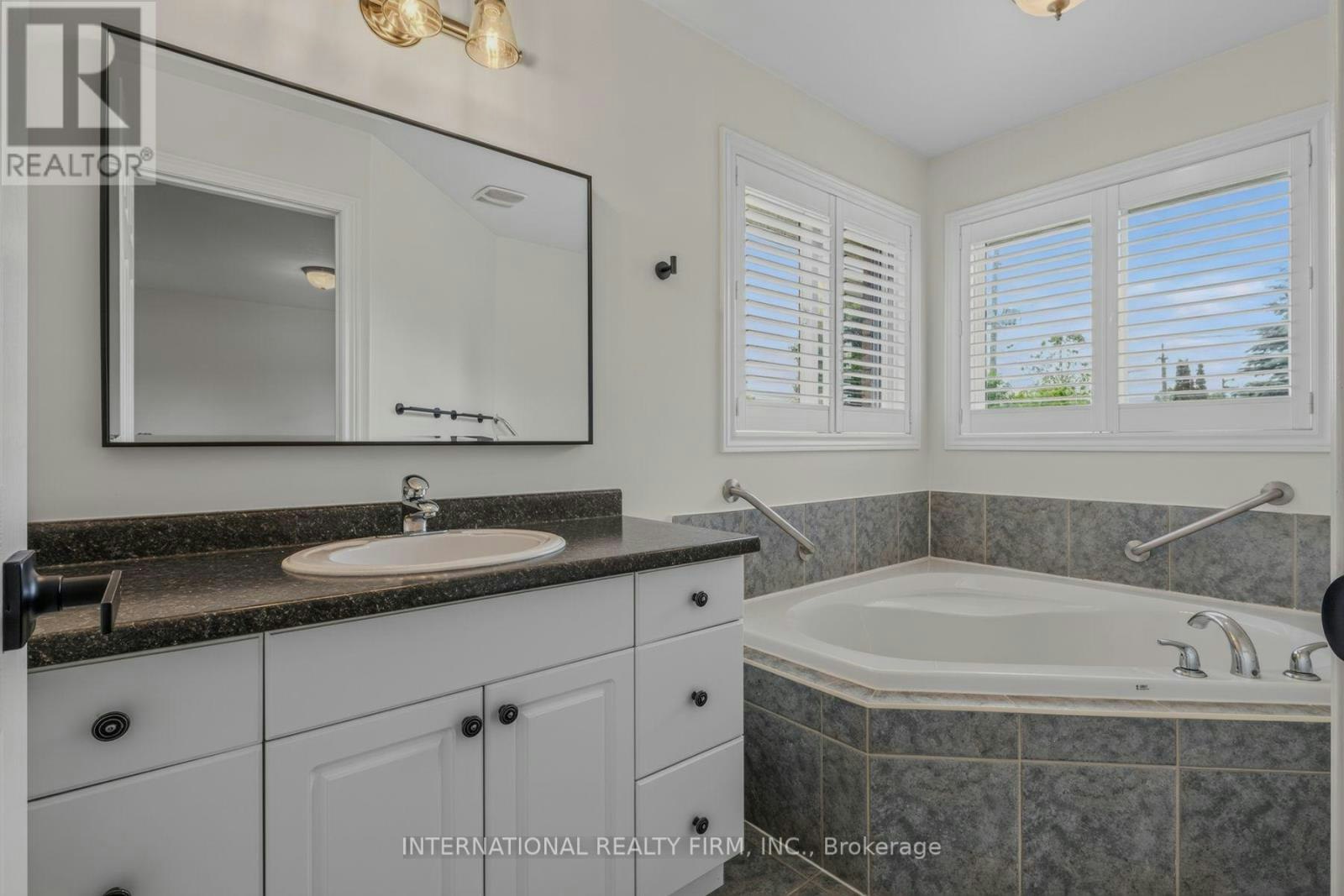 18 Sea Breeze Drive, Norfolk County, ON, N0A 1N7 - 21