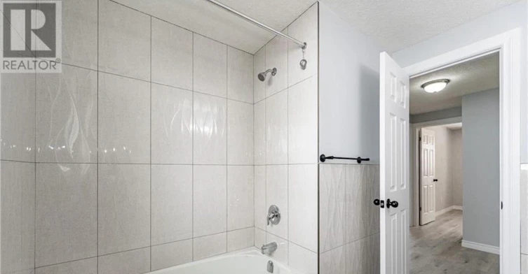UPPER-4 Markwood Drive, Kitchener, ON, N2M 2H4 - 17