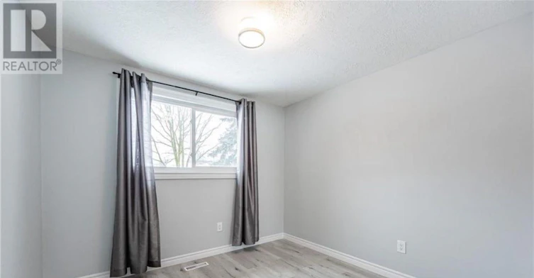UPPER-4 Markwood Drive, Kitchener, ON, N2M 2H4 - 12
