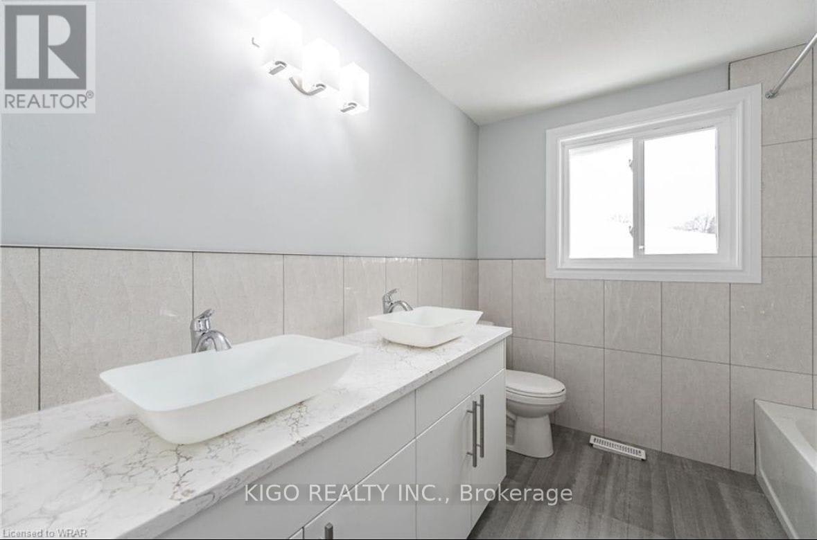 UPPER-4 Markwood Drive, Kitchener, ON, N2M 2H4 - 16