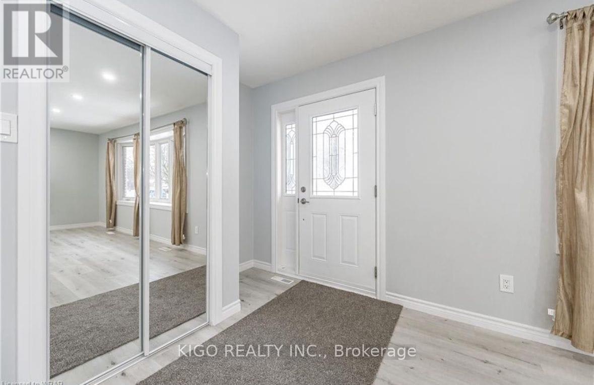 UPPER-4 Markwood Drive, Kitchener, ON, N2M 2H4 - 3
