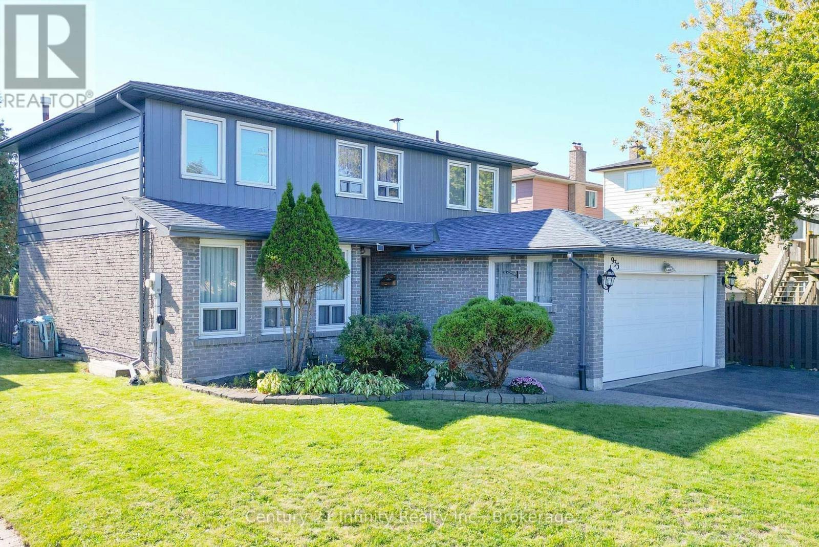 933 Oklahoma Drive, Pickering, ON, L1W 3G1