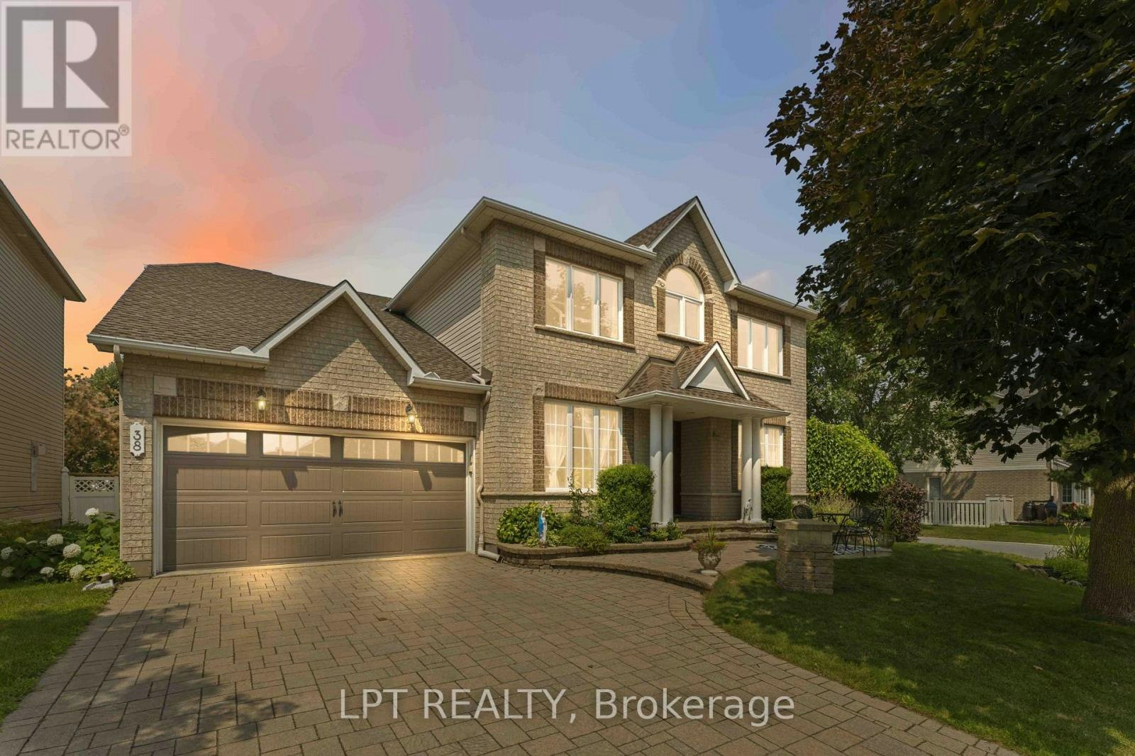 38 Crosspointe Avenue, Ottawa, ON, K2G 6N4