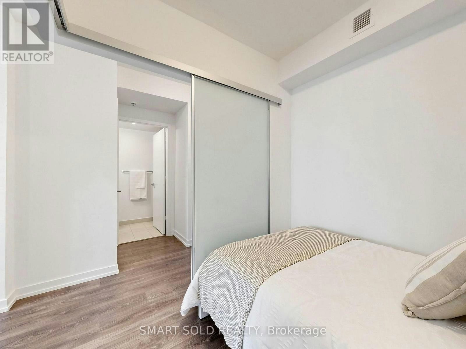 1405-203 College Street, Toronto, ON, M5T 0C8 - 25