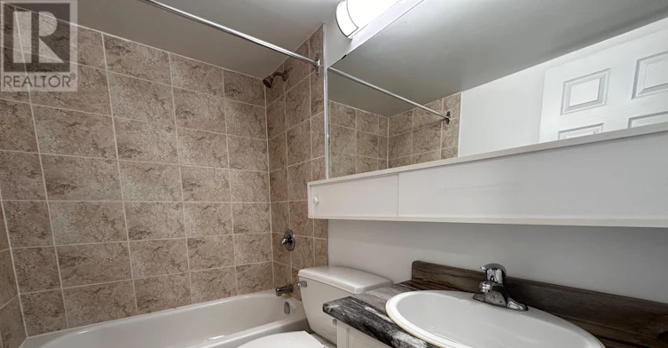 812-20 Saint Patrick Street, Toronto, ON, M5T 2Y4 - 21