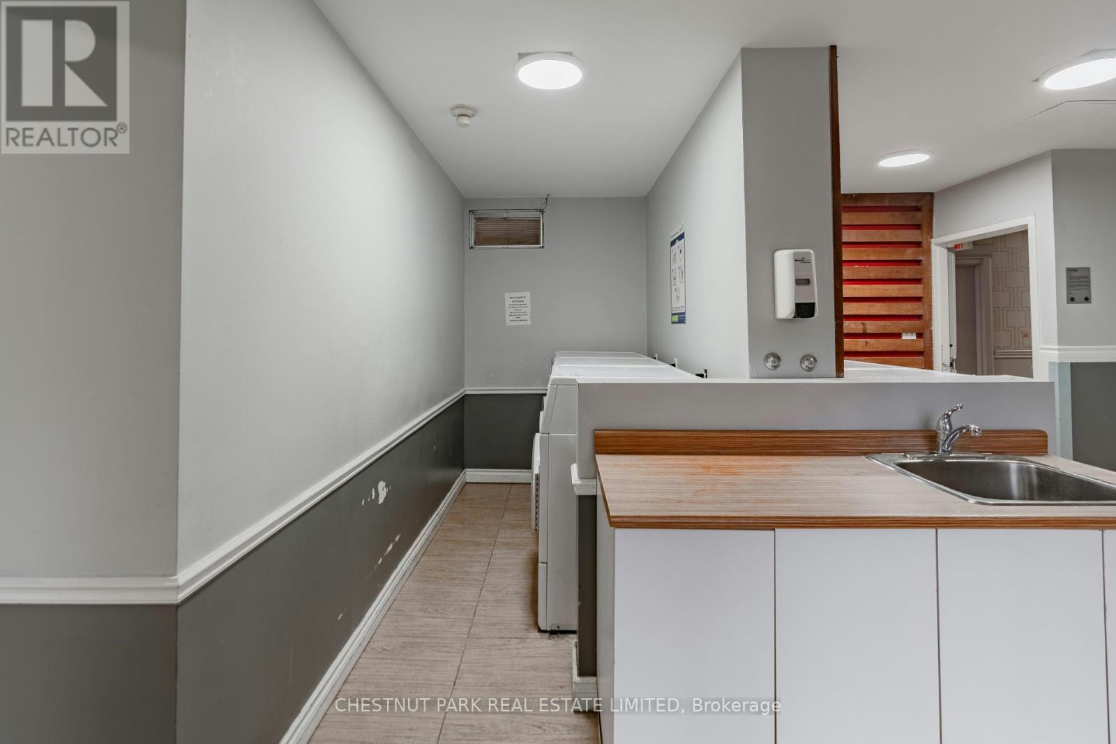812-20 Saint Patrick Street, Toronto, ON, M5T 2Y4 - 27