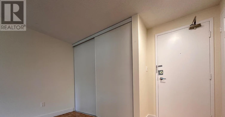 812-20 Saint Patrick Street, Toronto, ON, M5T 2Y4 - 5