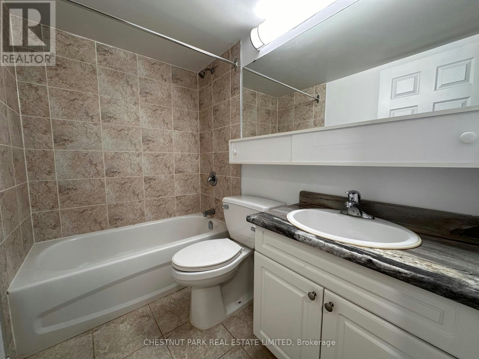 812-20 Saint Patrick Street, Toronto, ON, M5T 2Y4 - 22