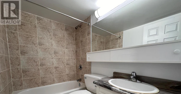 812-20 Saint Patrick Street, Toronto, ON, M5T 2Y4 - 22