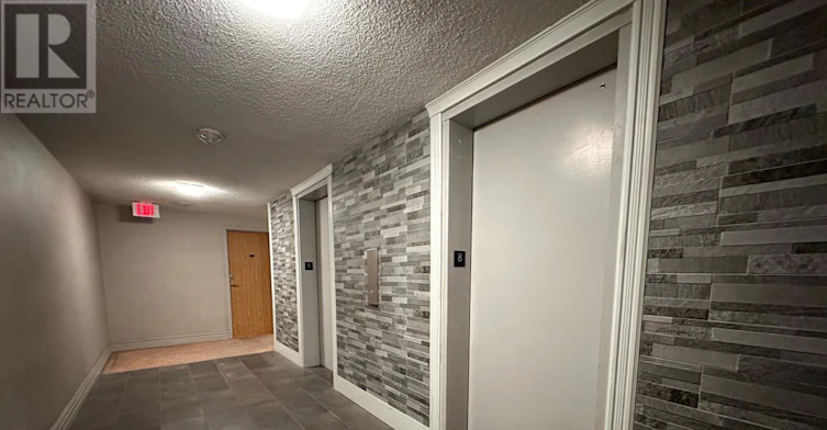 812-20 Saint Patrick Street, Toronto, ON, M5T 2Y4 - 4