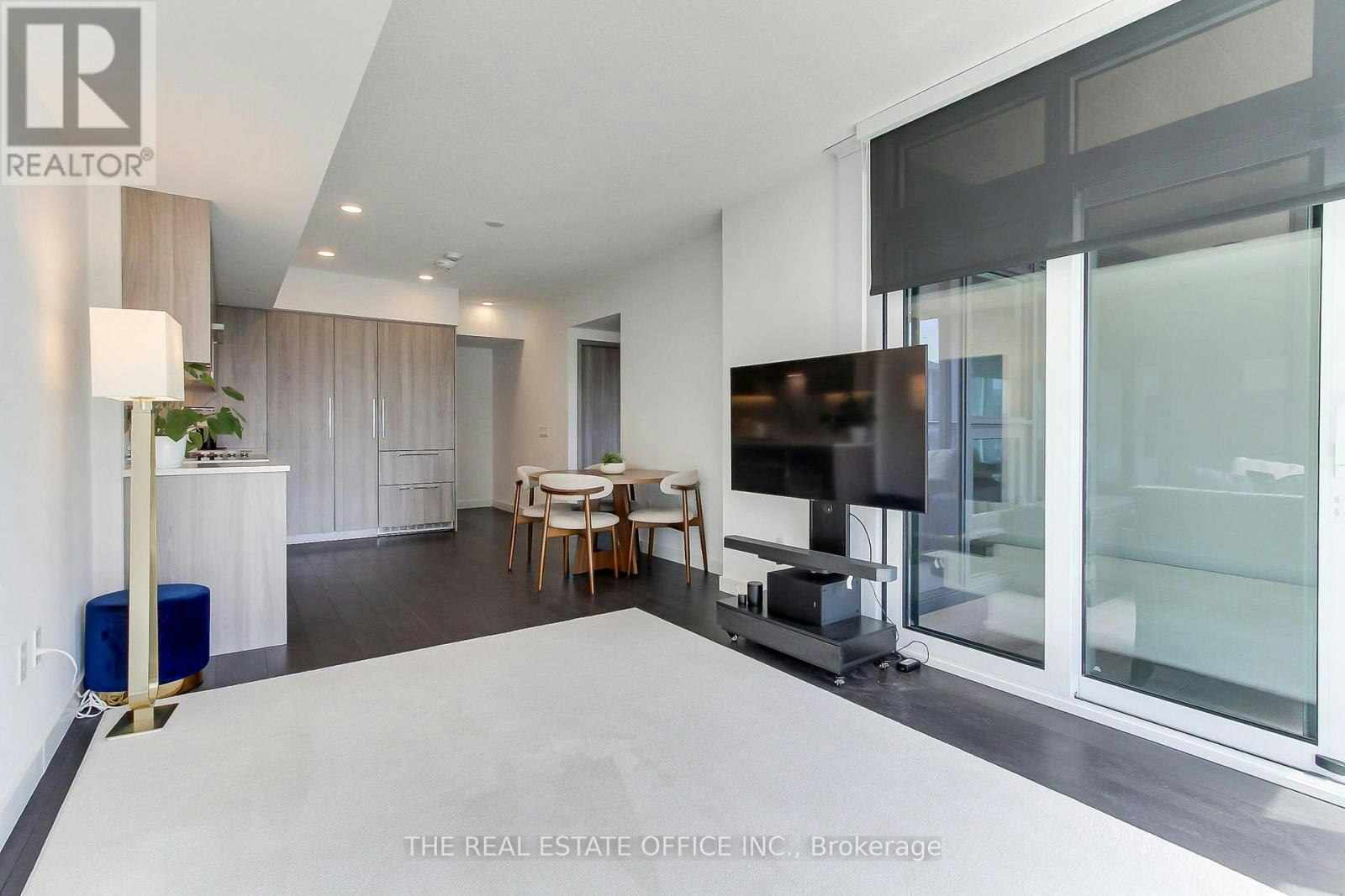 611-1 Concord Cityplace Way, Toronto, ON, M5V 0X3 - 9