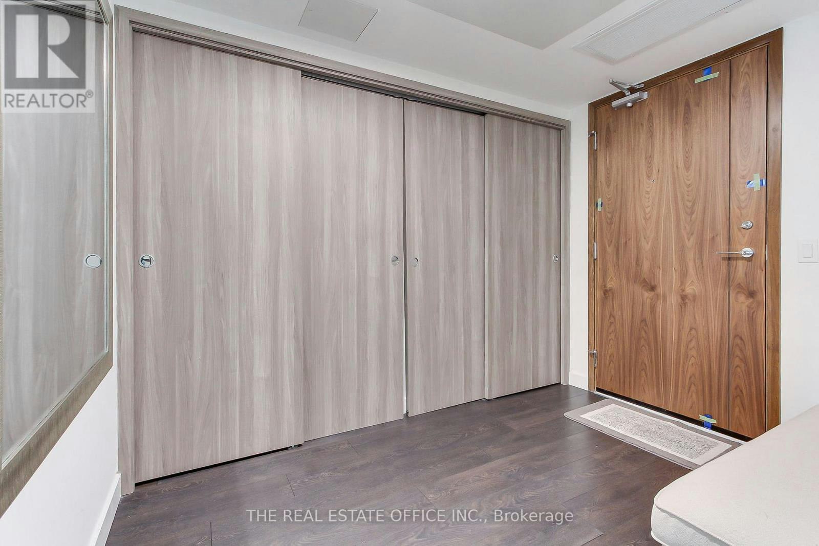 611-1 Concord Cityplace Way, Toronto, ON, M5V 0X3 - 23