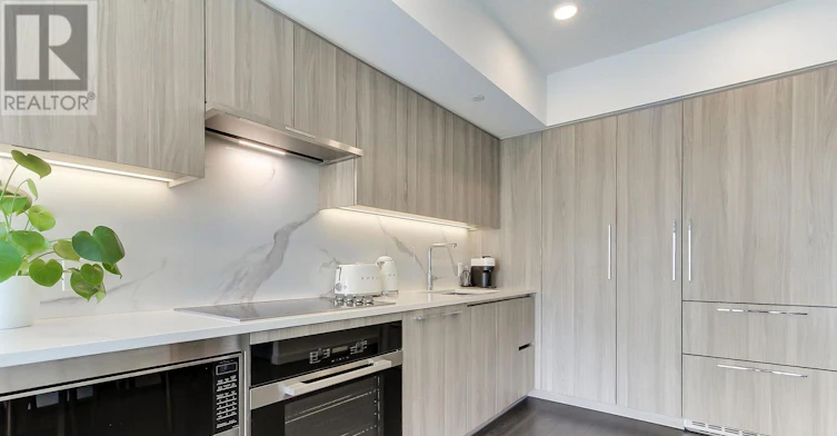 611-1 Concord Cityplace Way, Toronto, ON, M5V 0X3 - 5