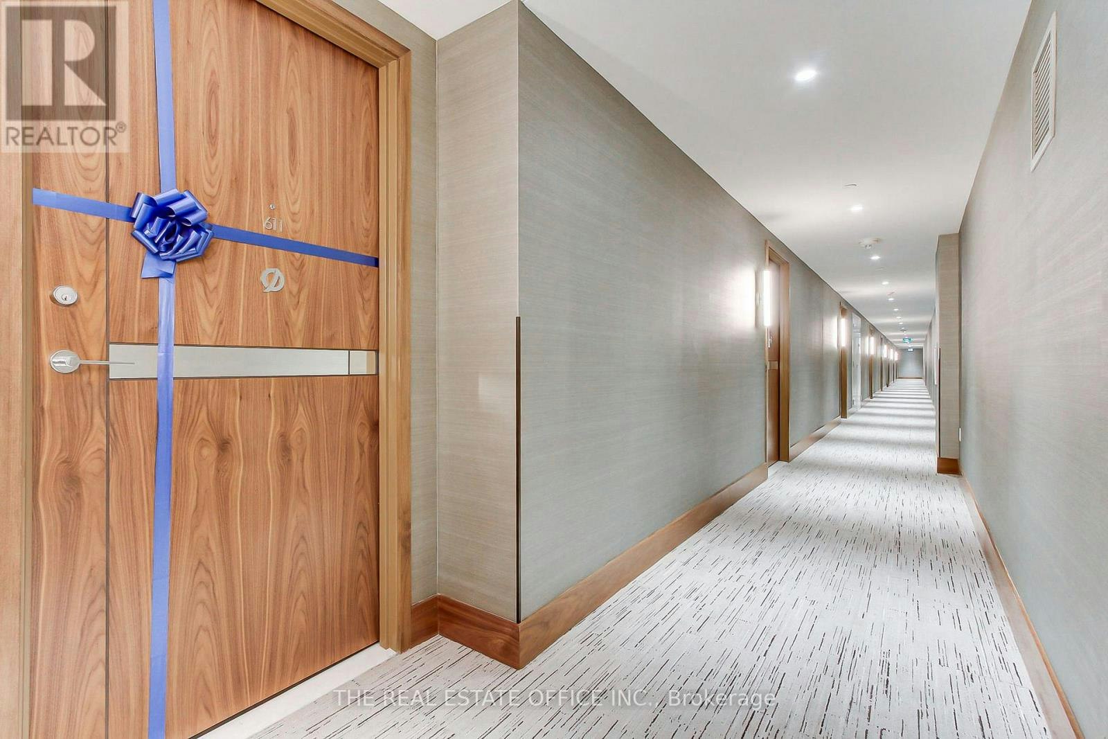 611-1 Concord Cityplace Way, Toronto, ON, M5V 0X3 - 24