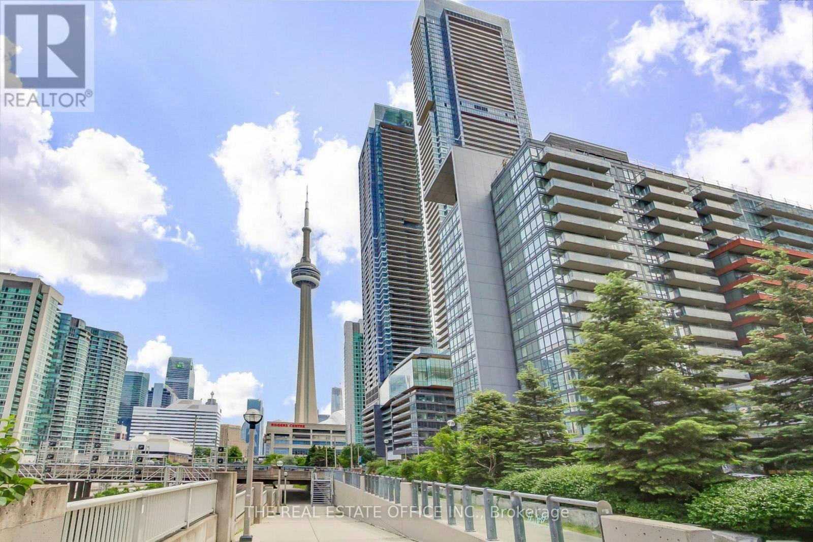 611-1 Concord Cityplace Way, Toronto, ON, M5V 0X3 - 30