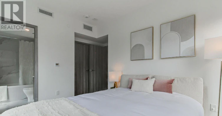 611-1 Concord Cityplace Way, Toronto, ON, M5V 0X3 - 14