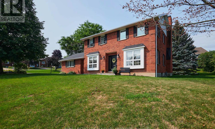 98 Erindale Avenue