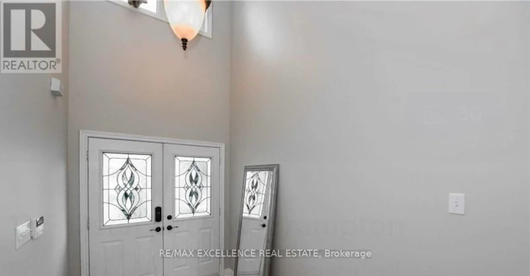 17 Fallstar Crescent, Brampton, ON, L7A 2J5 - 3