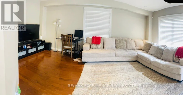 17 Fallstar Crescent, Brampton, ON, L7A 2J5 - 4
