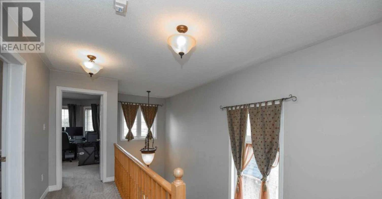 17 Fallstar Crescent, Brampton, ON, L7A 2J5 - 9