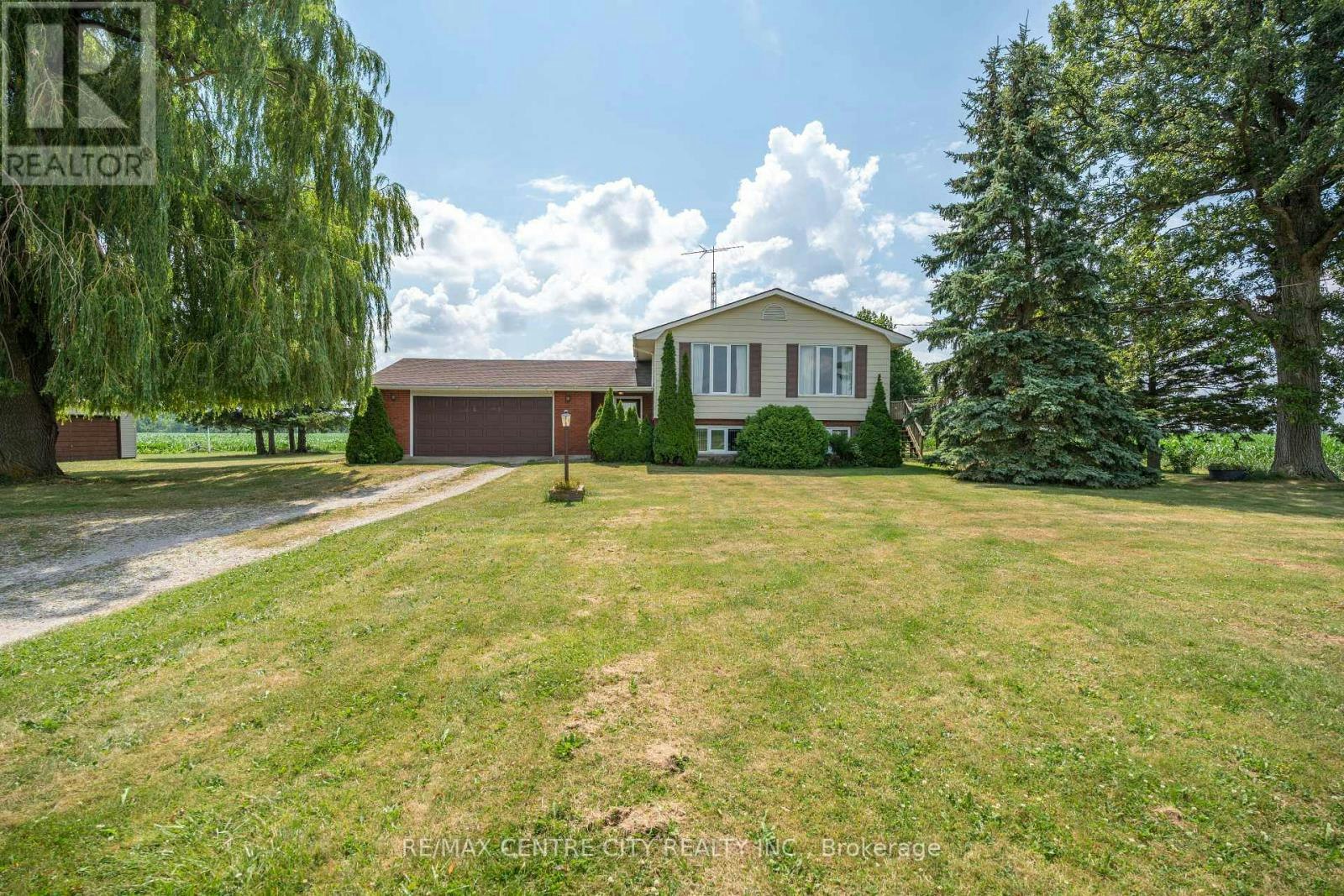 4943 Falconbridge Drive, Southwest Middlesex, ON, N0L 1A0