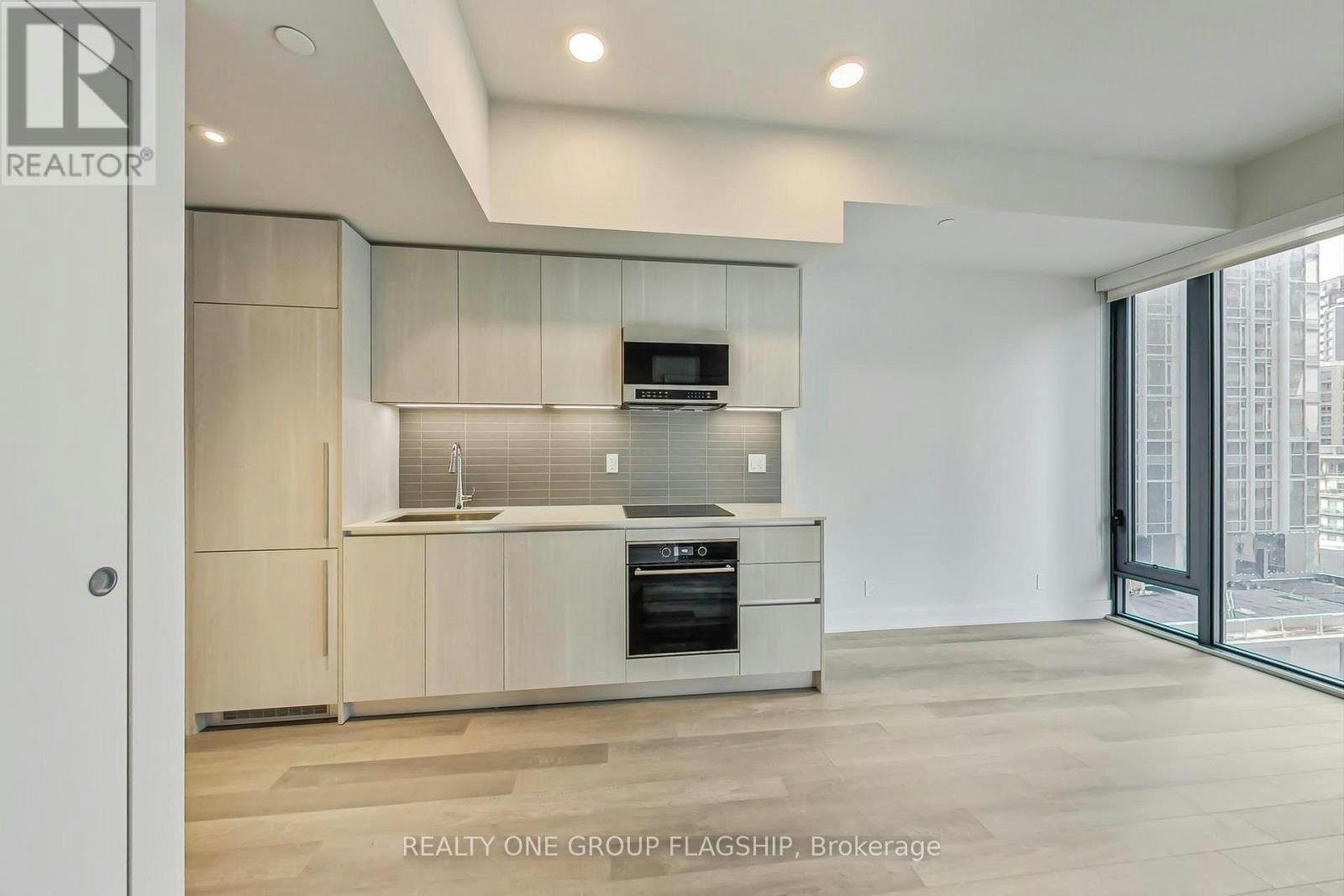 701-8 Cumberland Street, Toronto, ON, M4W 0B6 - 9