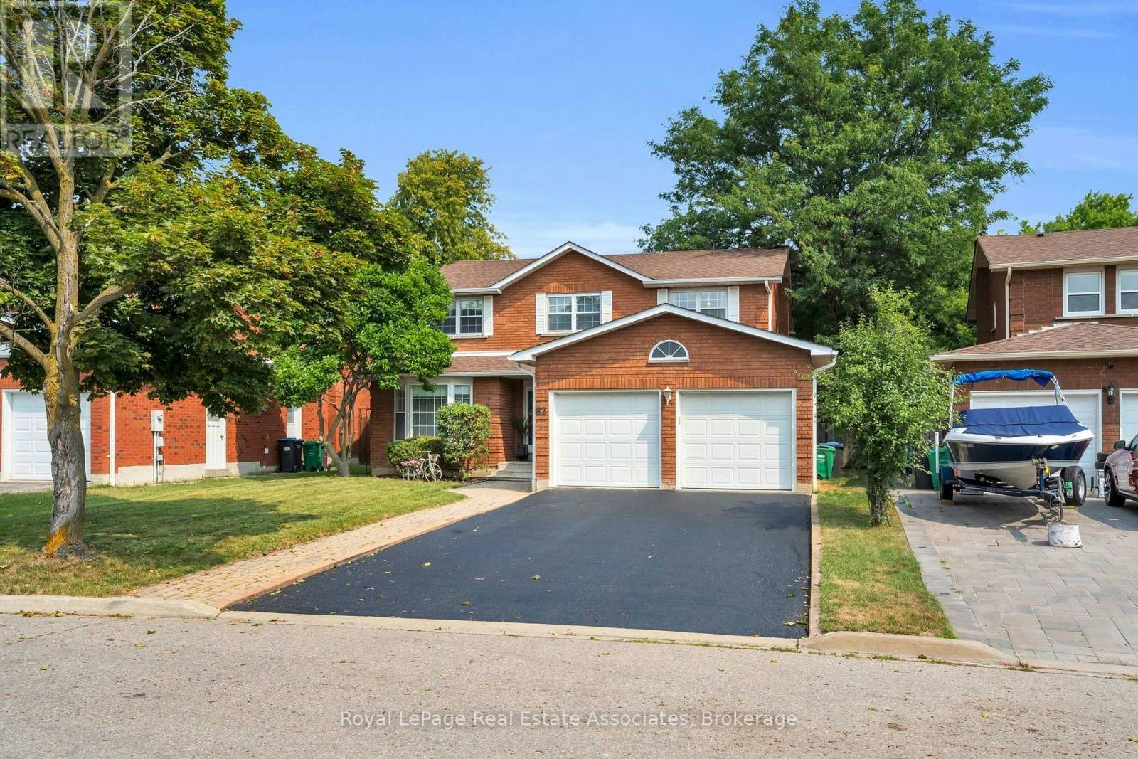 82 Turtlecreek Boulevard, Brampton, ON, L6W 3X9